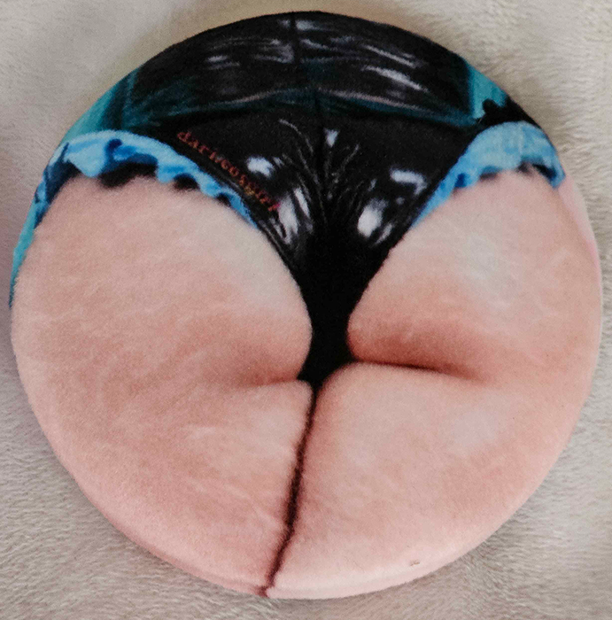 Dari Squishy Booty Buttons